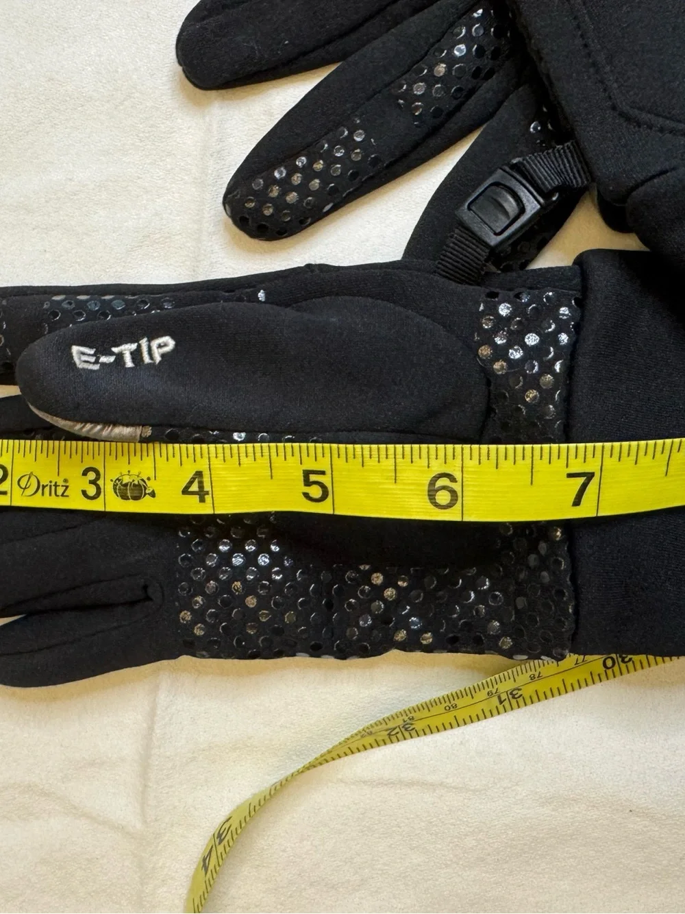 The North Face Women's S Black Etip Recycled Touchscreen Grip Fleece Gloves